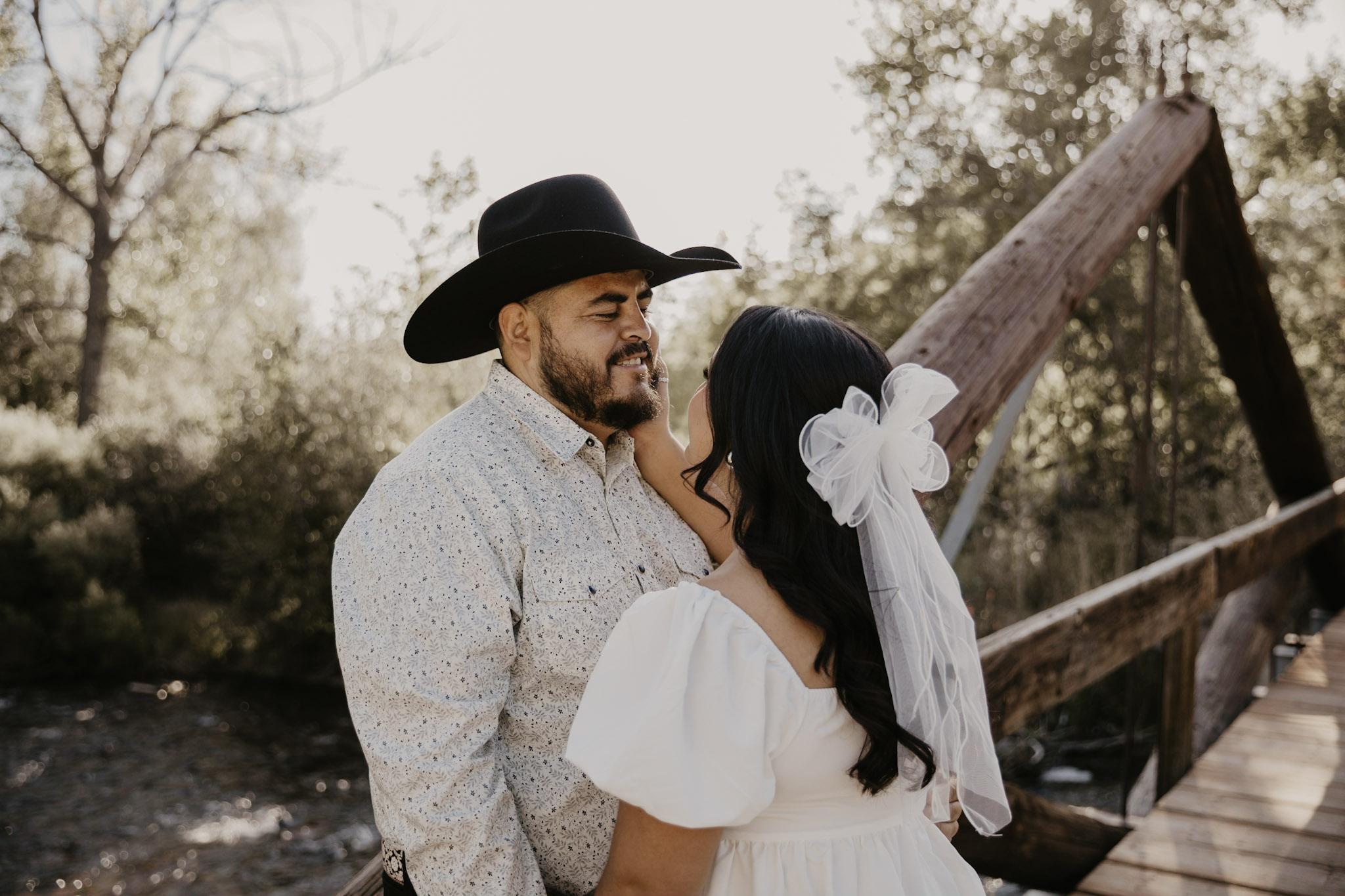The Wedding Website of Ricardo Barrios Jiménez and Ana Valeria Saldívar Mejía