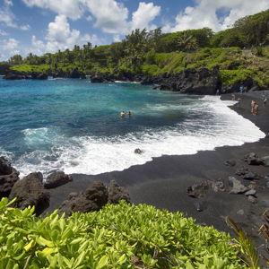 Waiʻānapanapa State Park- Black Beach