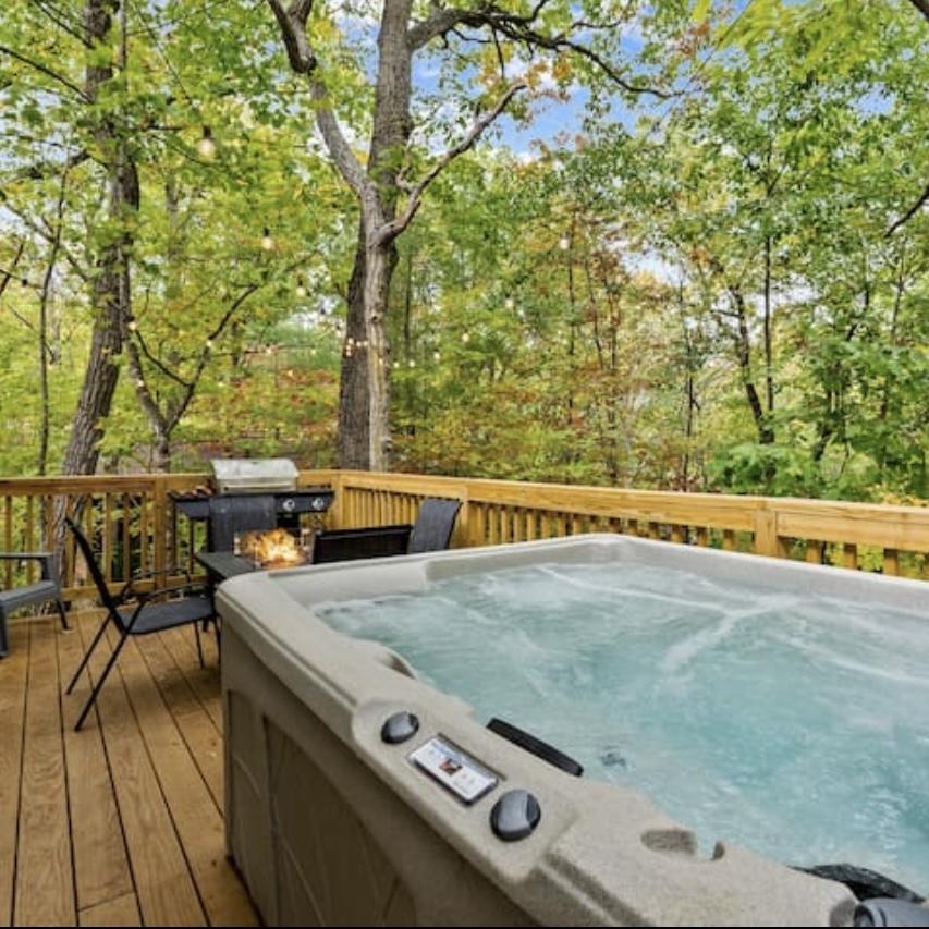 Honeymoon fund for Airbnb with credit card