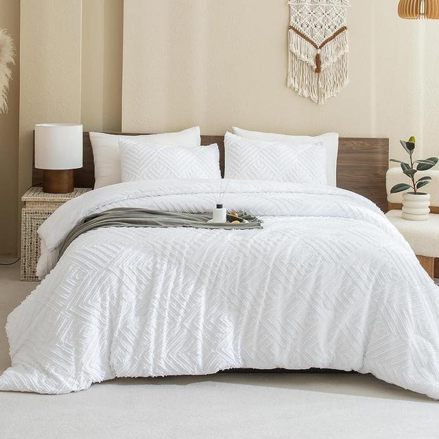 Andency White Comforter Set Queen Size, Boho Lightweight Fluffy Bedding Comforter Sets for Queen Bed, 3 Pieces Tufted Farmhouse Shabby Chic Bed Set for All Seasons(1 Comforter 90x90In, 2 Pillowcases)