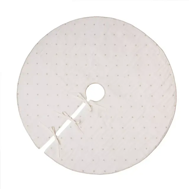 Style Me Pretty 48-Inch Stars Tree Skirt in Cream/Gold