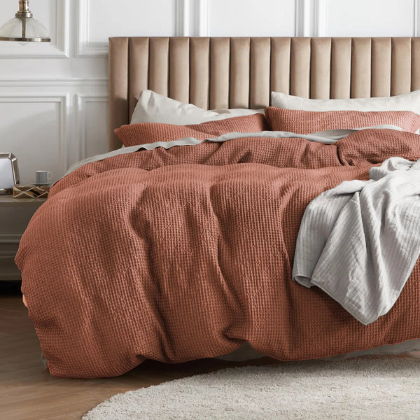 Essential Collection 100% Cotton Waffle Weave Duvet Cover Set - Aragon Red, Queen Duvet Cover + 2 Standard Shams