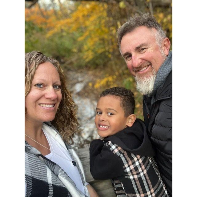 Family photos 2022 (Makena is still in the "oven")