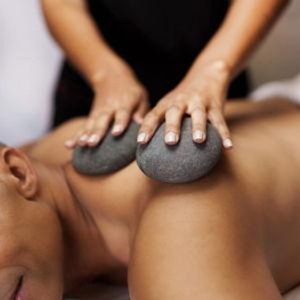 Pre-wedding Resort couples spa day