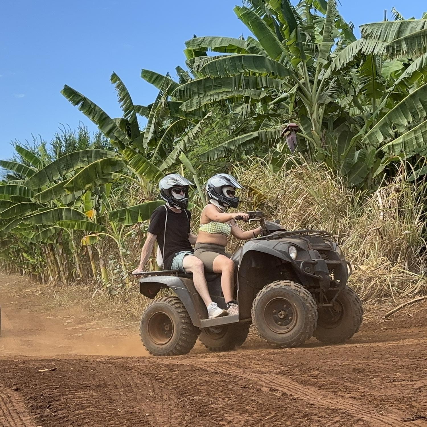 ATV tour in Oahu, 08/24