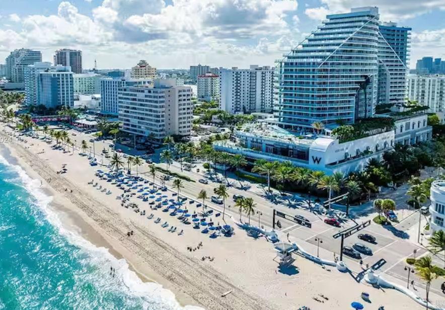 The Wedding Website of Jazmine Gonzalez and Connor Domershick