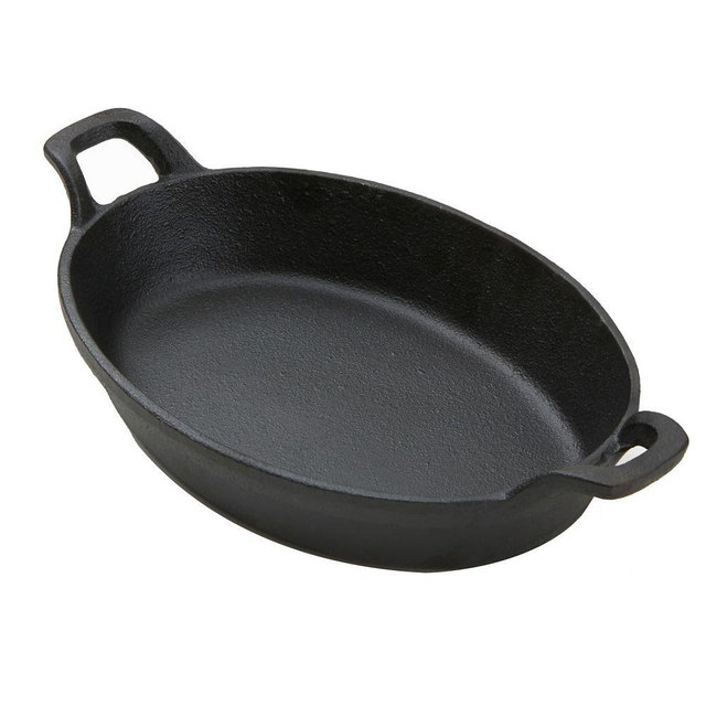 American Metalcraft CIPOV9567 Cast Iron Oval Casserole Pan with Handles, 12" L x 6.75" W, Black