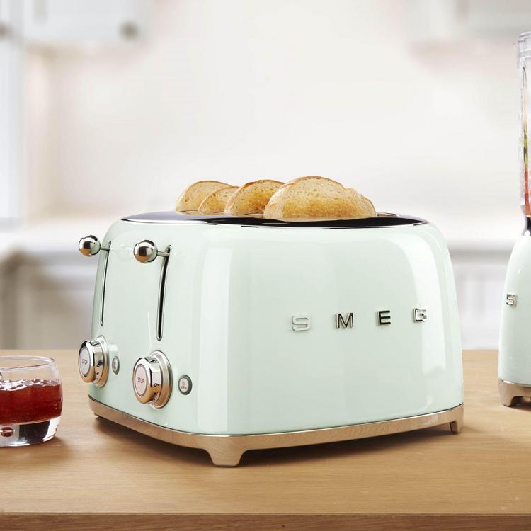 Smeg, 4x4 Toaster | Zola