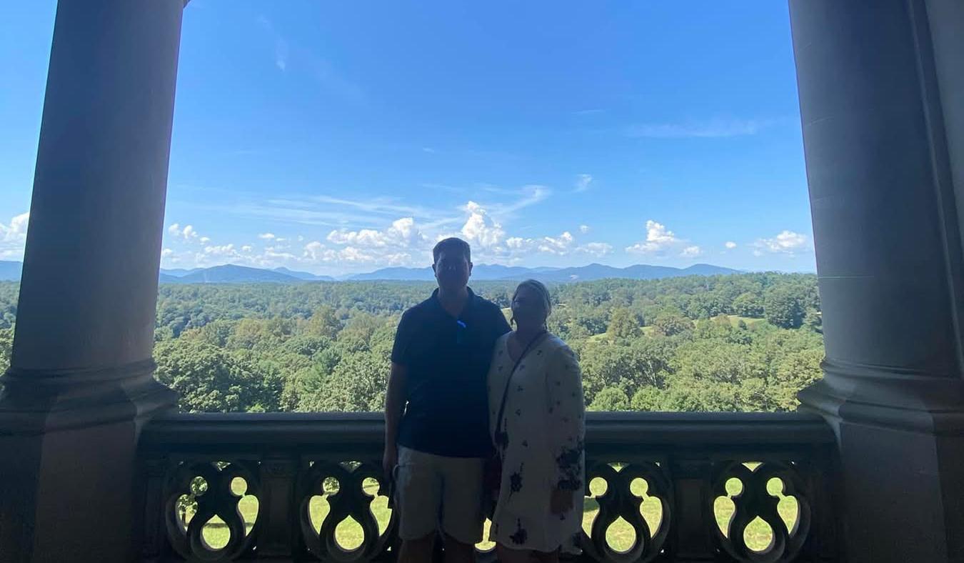 The Wedding Website of Lauren Broom and Matthew Topoulos