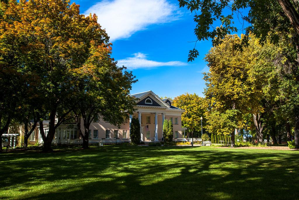 The Wedding Website of Tessa Nadeau and Kellan Hogan