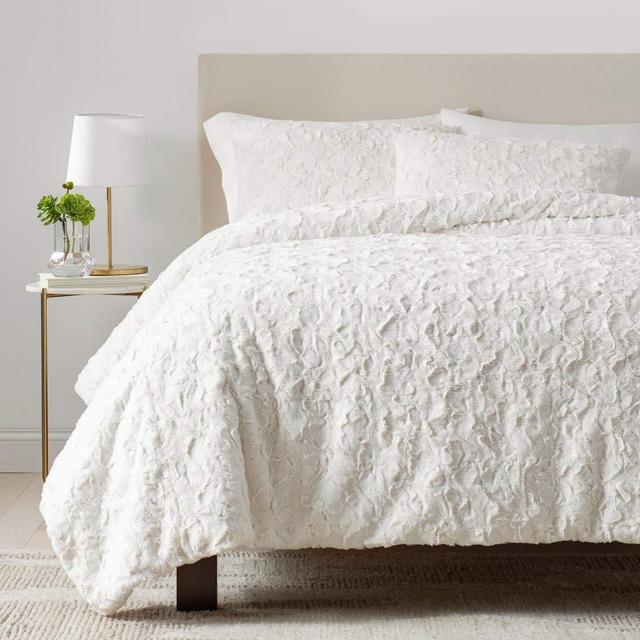 UGG Adalee Comforter Set - Soft and Comfortable Faux Fur Bedding Set, Natural, King