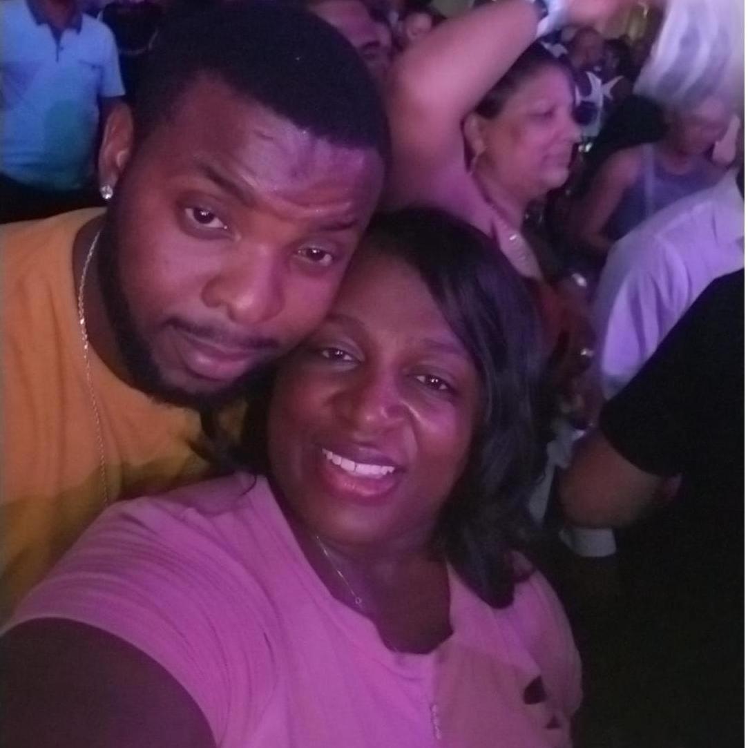 A couple that fete together (sometimes), stay together!