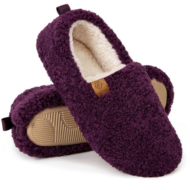 EverFoams Women’s Soft Curly Full Slippers Memory Foam Lightweight House Shoes Cozy Loafer with Polar Fleece Lining
