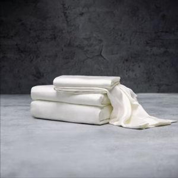 Queen Luxury Sheet Set in Ivory