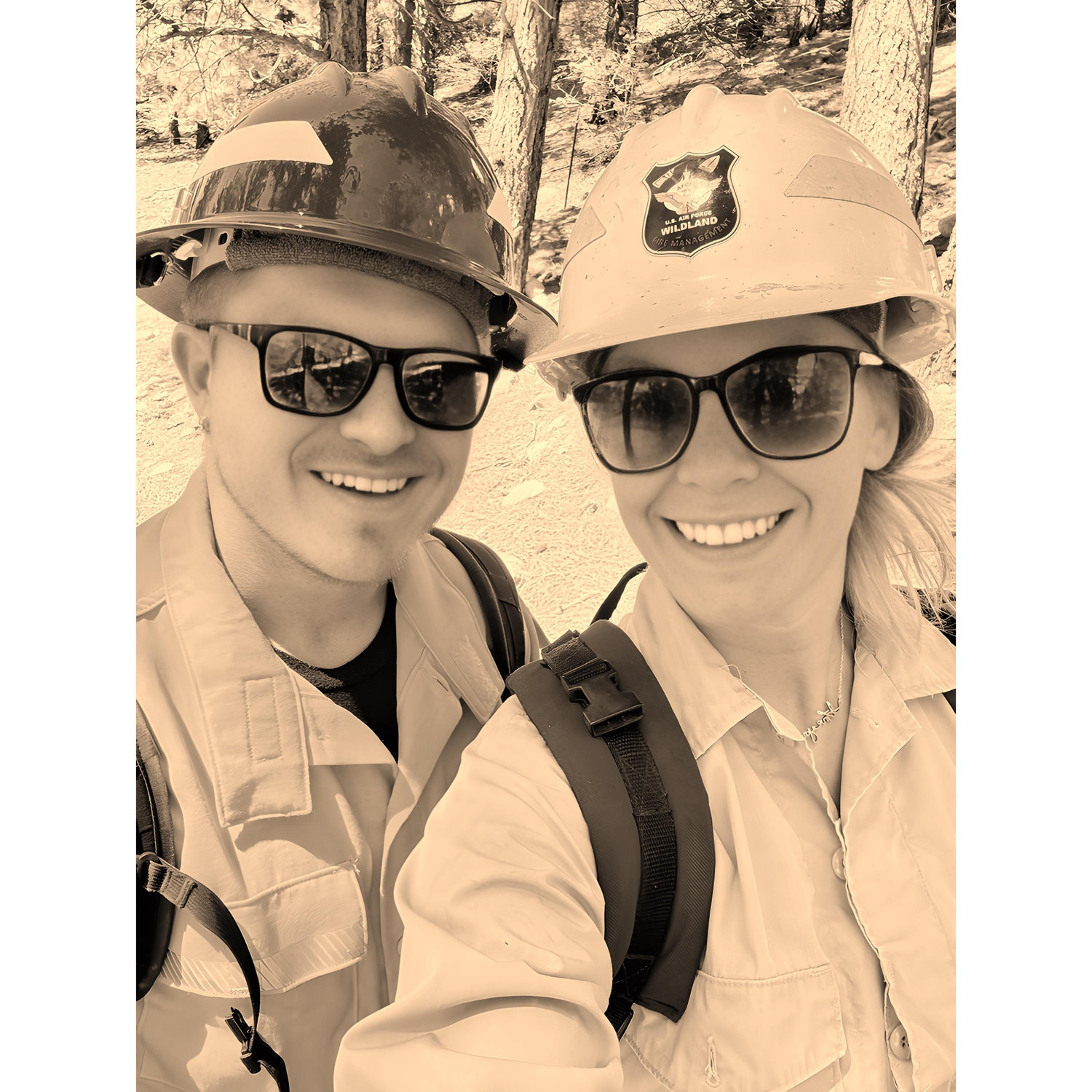 Raina showing Kyle how it's done, digging fire line a mile up hill in the alpine desert! 💪🔥