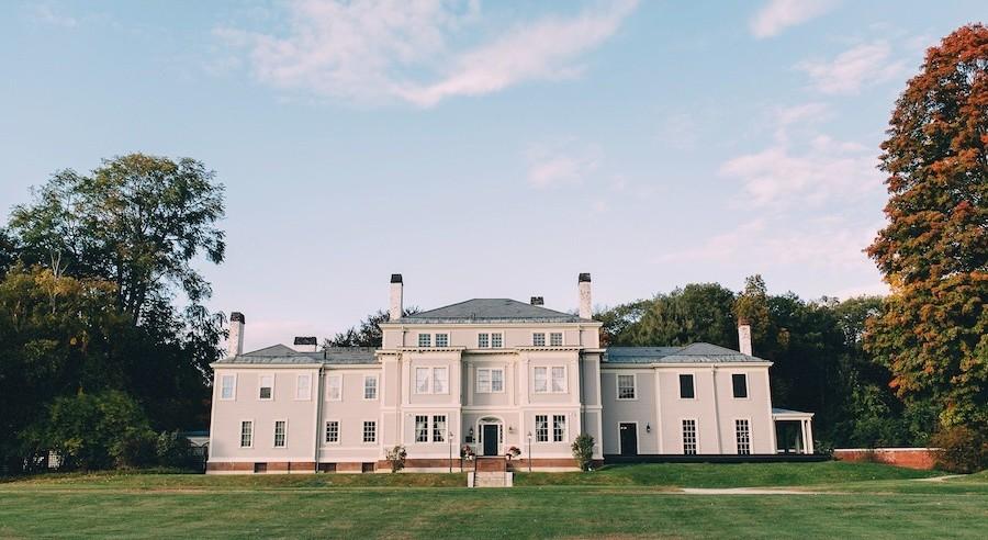 The Wedding Website of Shelley Young and Justin Bourguignon