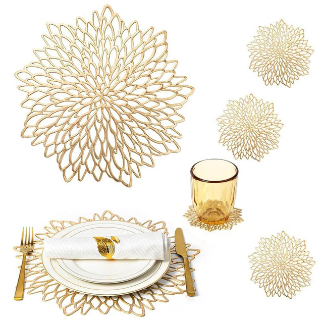 Gold Placemats Set of 8 Table Mats Gold Charger Plates Place Mats & 8 Pcs Coasters Wipeable Modern Holiday Round Placemats for Christmas Thanksgiving Farmhouse Wedding Dining Table Setting Decor