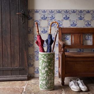 Lilia Ceramic Umbrella Stand