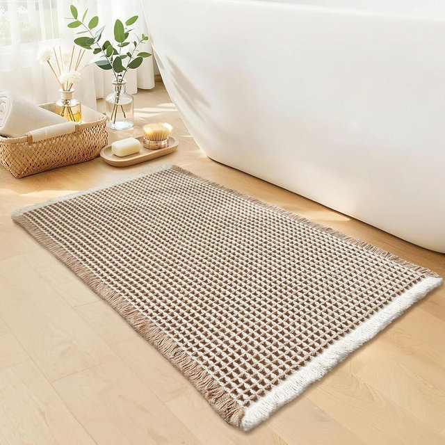 GRLYUH Waffle Bath Mat - Boho Bathroom Rugs Non Slip Washable, Super Absorbent & Quick Dry, Soft Bath Mat Farmhouse Bathroom Decor, 20'' x 32'', Khaki and White