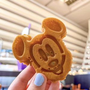 Honeymoon: Food and Treats🥨🍗