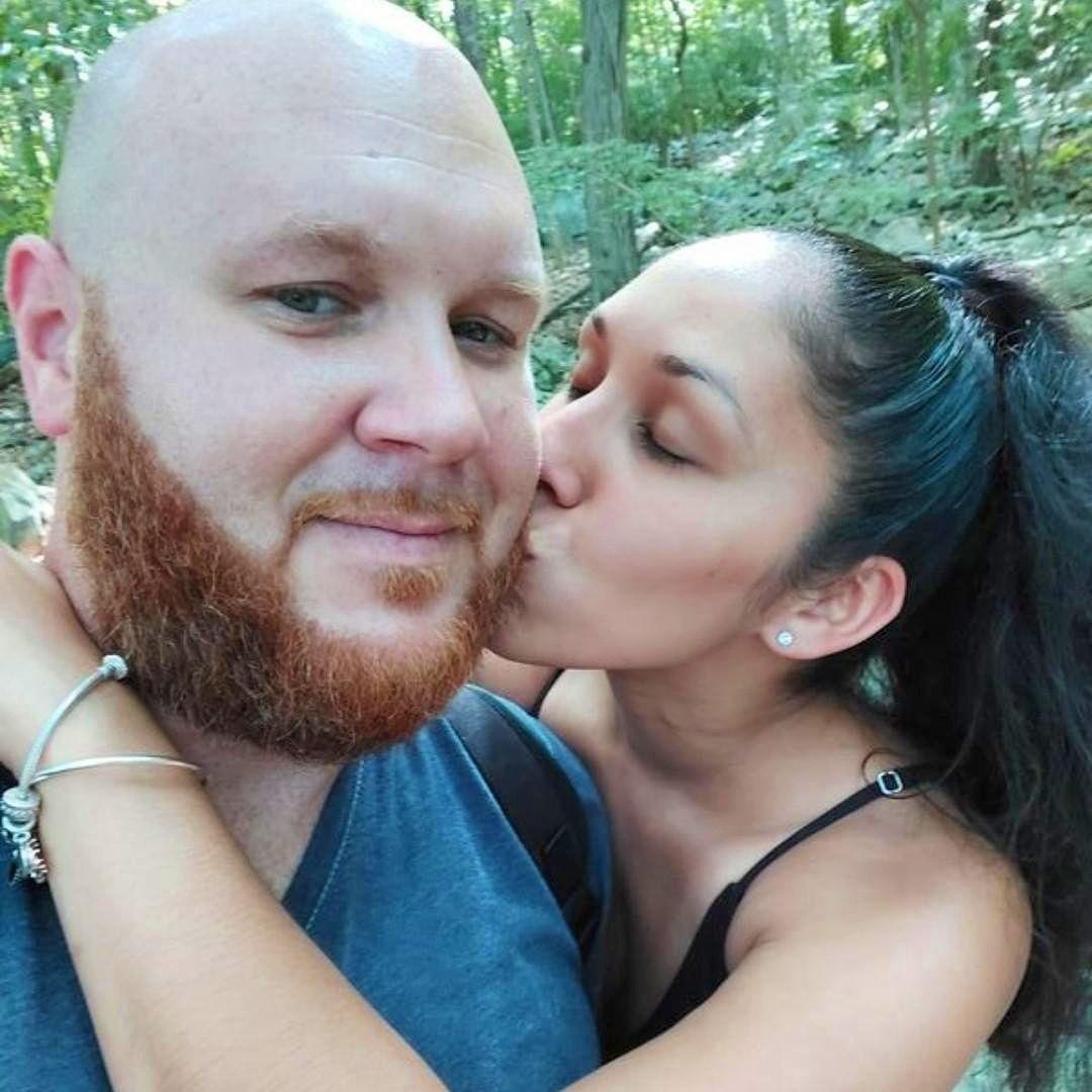 We are at the Ramapo Valley Country Reservation here! We took a beautiful stroll for fresh air and stopped to take a selfie. <3