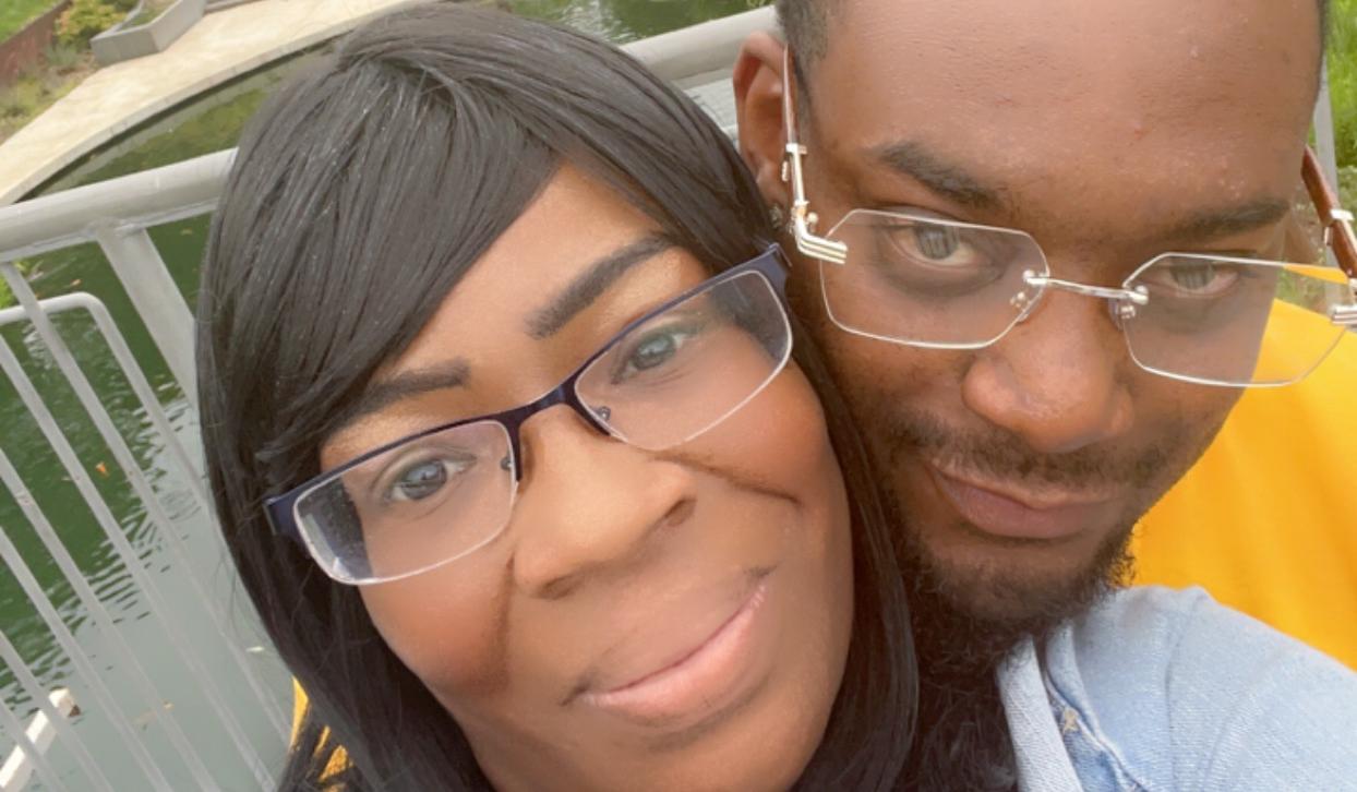 The Wedding Website of Veronica Coleman and Dermond Sims