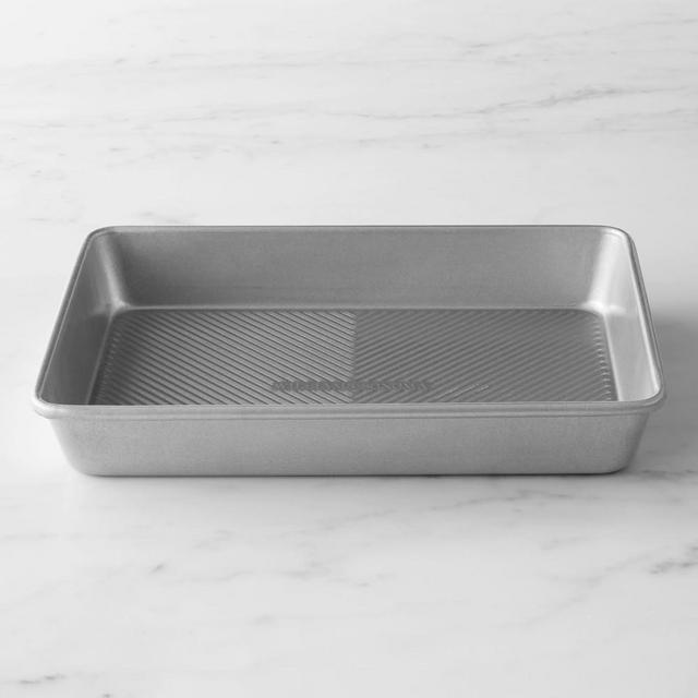 Williams Sonoma Clearshield Nonstick Rectangular Cake Pan