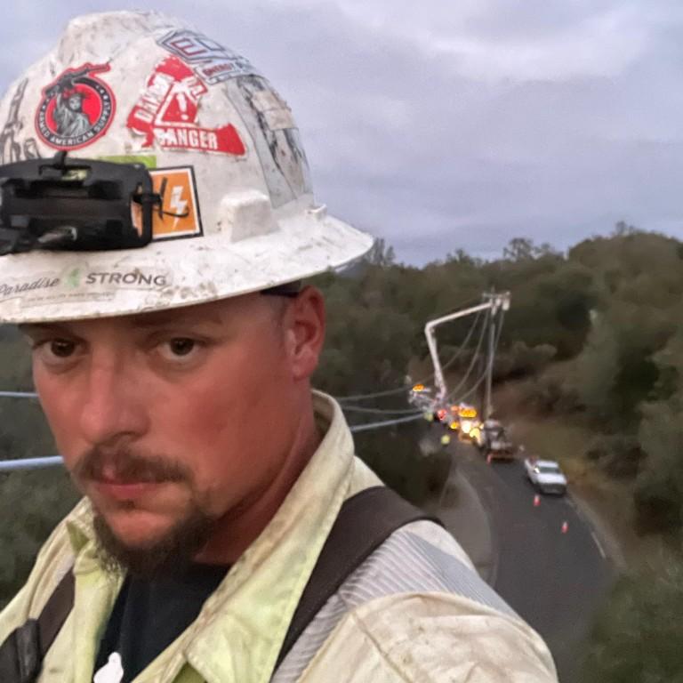 William
Natasha's Brother
Hard at work as a Lineman, keeping the power going!
"So proud of this man!"