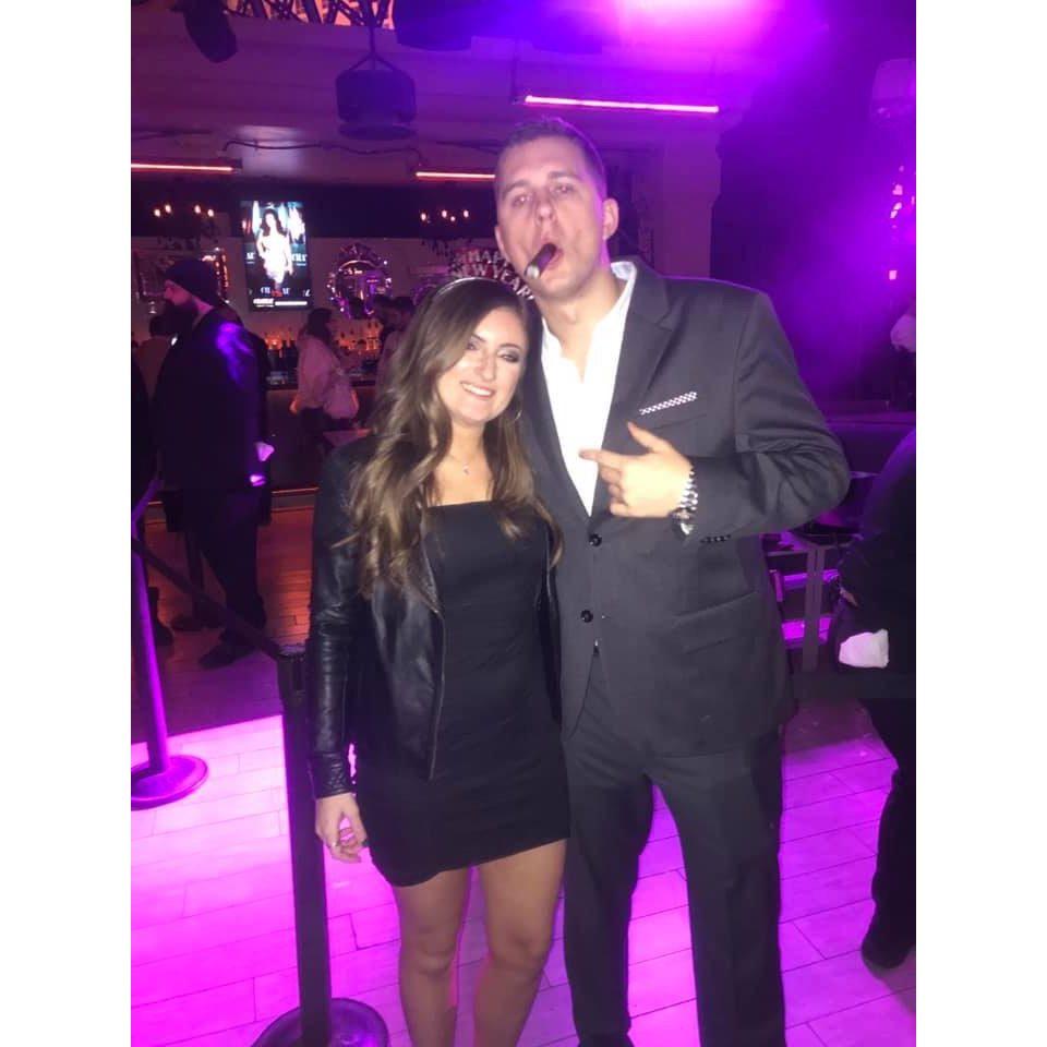 New Years 2019! A few of our friends came to Las Vegas and we celebrated at the Paris hotel!