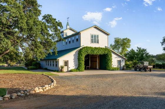 The Wedding Website of Rebecca Stewart and Thomas Gregorich