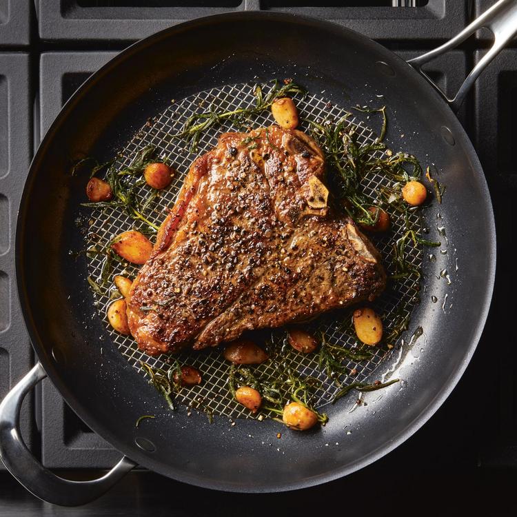 Enjoy all the benefits of cast iron with Nori specialty cookware