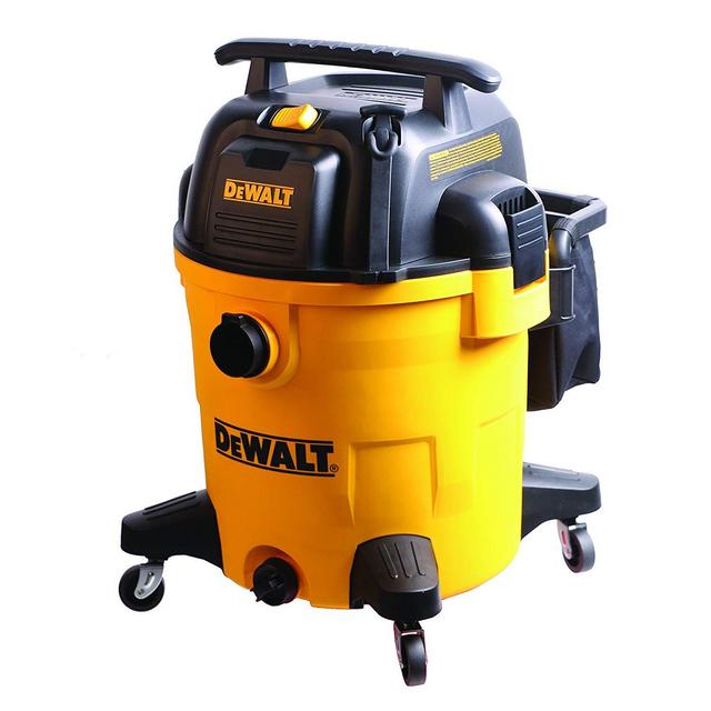 DeWALT 12 Gallon Poly Wet/Dry Vac