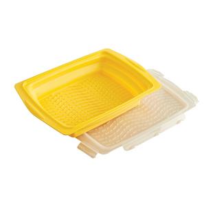 Flip and Flavor™ Collapsible Marinade Tray