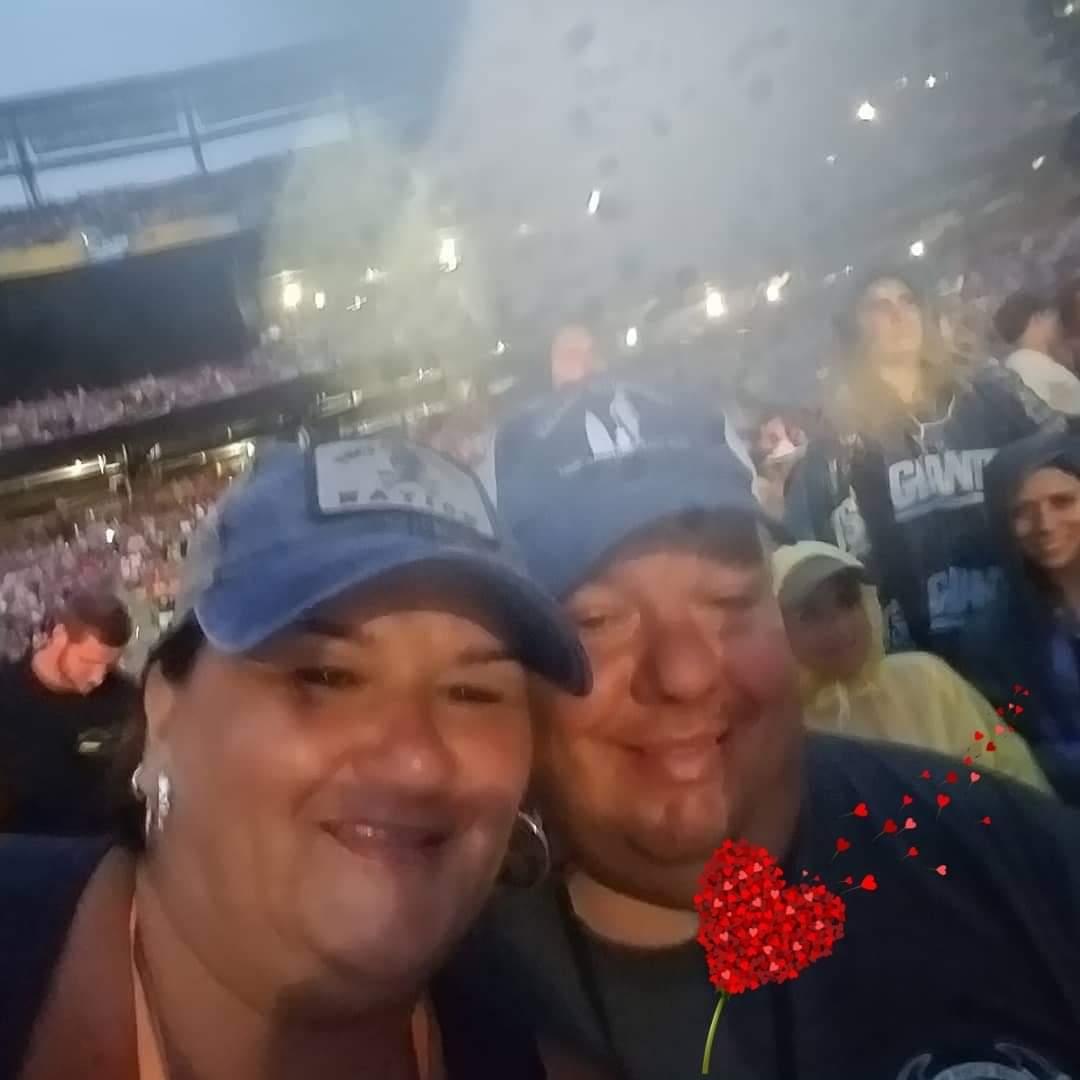 Floor seats for Kenny Chesney at Metlife Stadium 2019