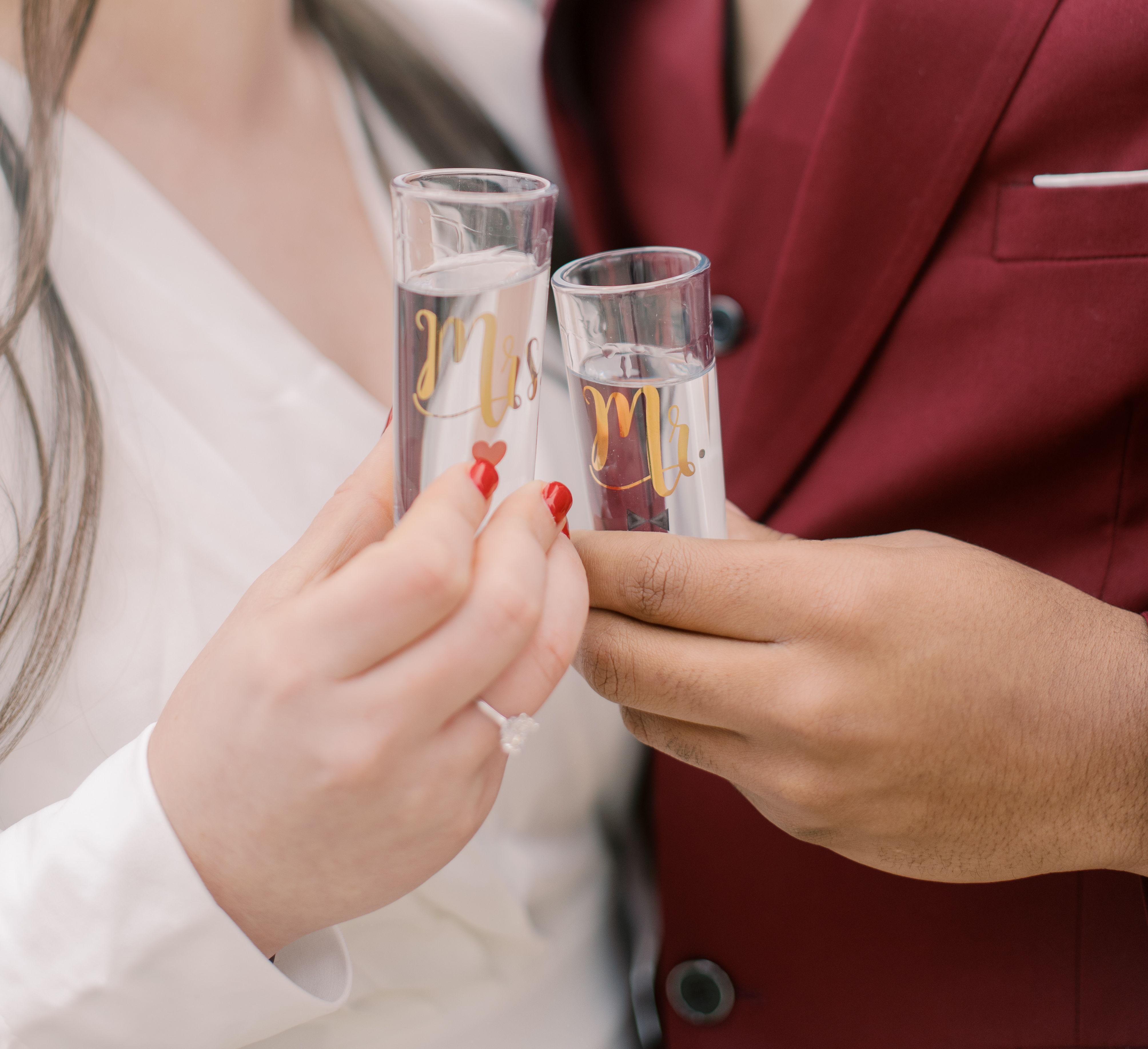 The Wedding Website of Taylor Lipinsky and Edgar Martinez