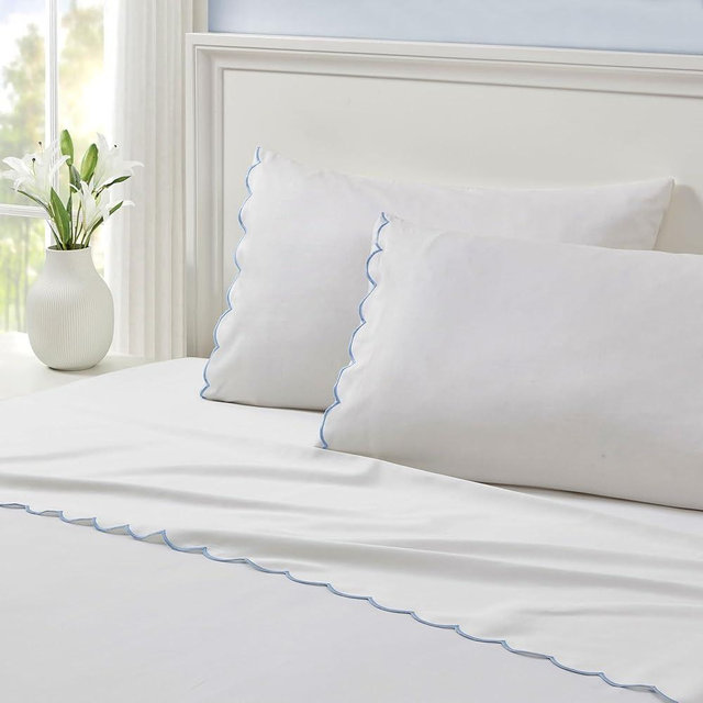 Peri Home Queen Size Sheet Set, 4 Piece Bed Sheets, Breathable Soft 300 TC 100% Cotton with Embroidered Scalloped Edge, 1 Flat Sheet, 1 Fitted, 2 Pillowcases, Queen, White with Blue Scallop