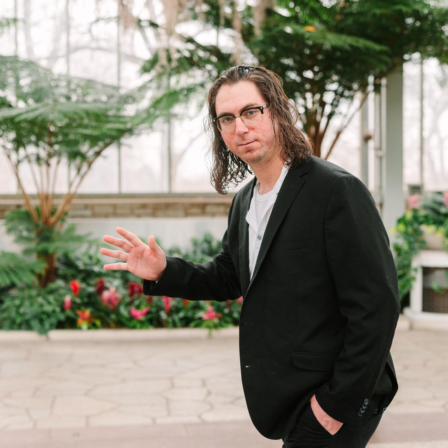 Thank you to our wonderful photographer, a close friend, Lauren Schlesselman of Lauren Nicole Imagery for capturing our engagement pictures at the Jewel Box and The Muny in Forest Park!