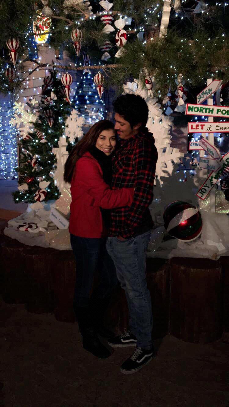 Our First Christmas / Nuestra primer Navidad