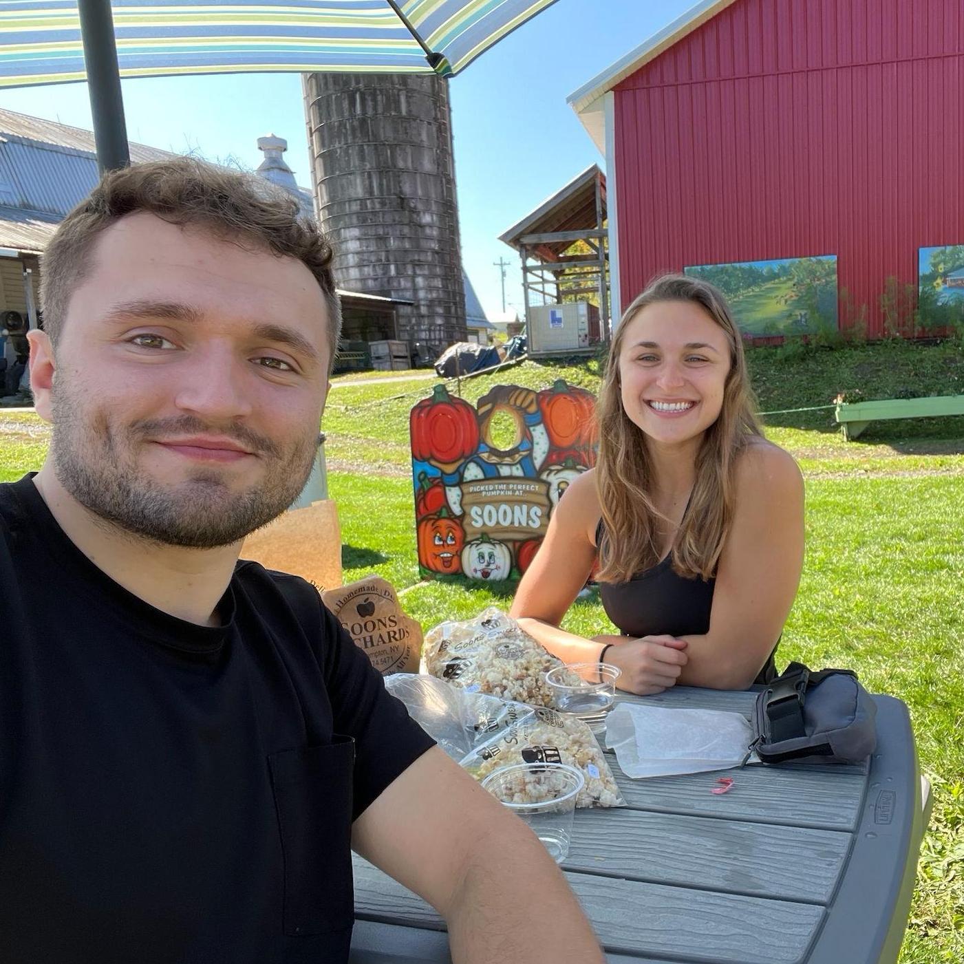 Apple picking (2023)