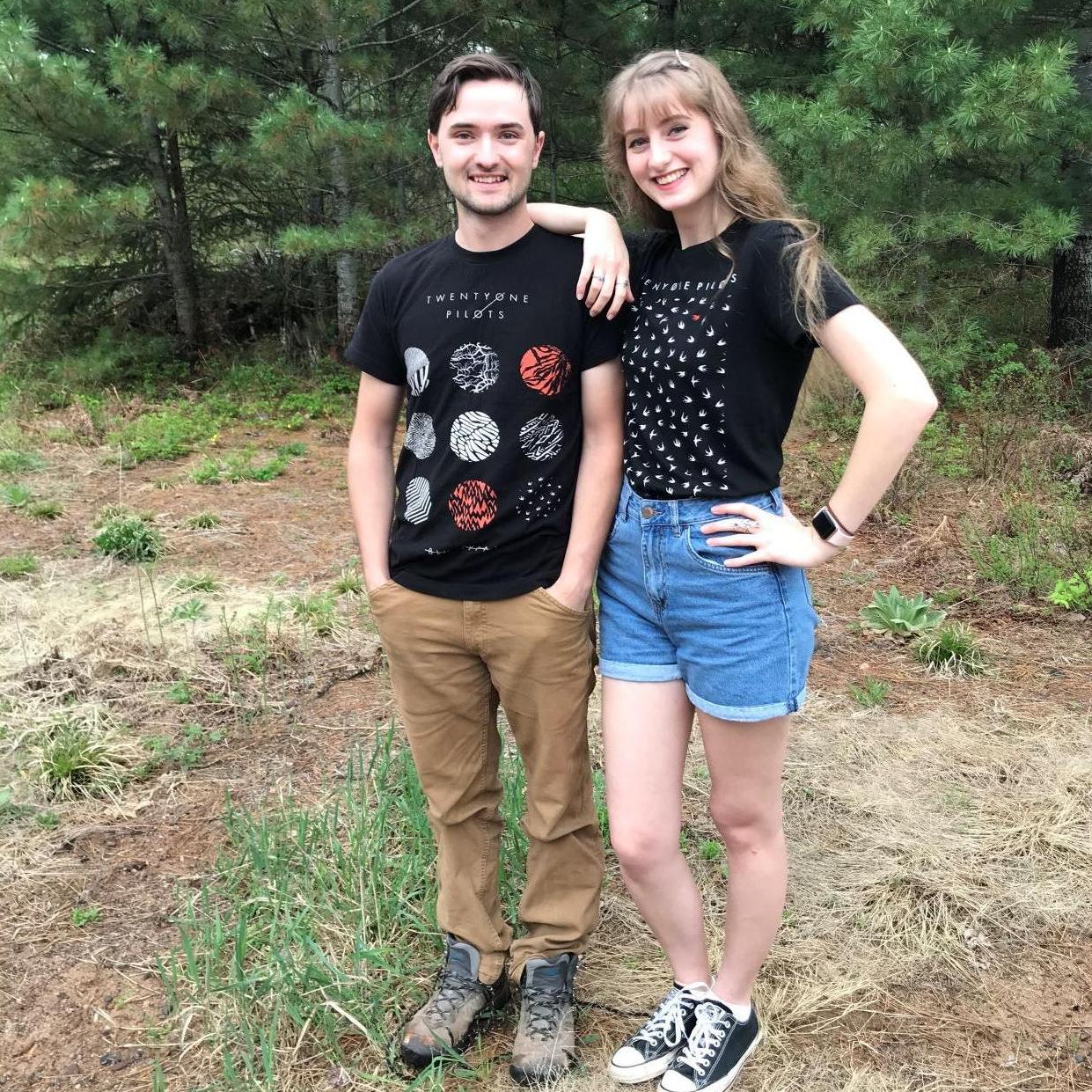 Taken before a virtual Twentyone Pilots concert (5-21-21)
