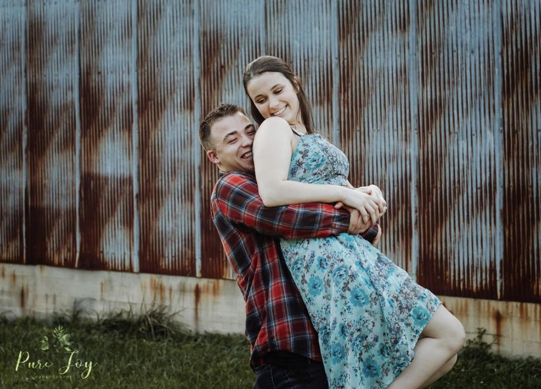 The Wedding Website of Tiffany Giles and Dustin Wrightsman