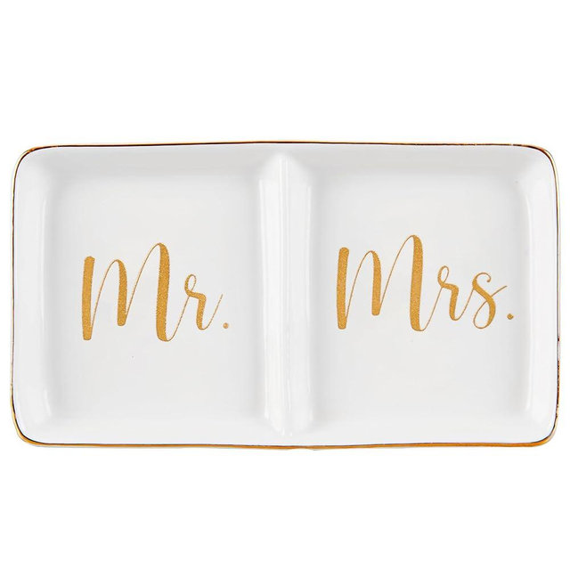 Spegiffu Mr. & Mrs. Ring Dish Engagement Wedding Ring Holder Gift for Future Mrs. / Newlywed - Her Engagement Wedding Gifts for Newly Engaged Couples Bridal Shower Gifts for Bride to be
