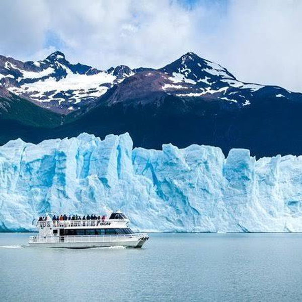 Perito Moreno - Scenic Boat Tour