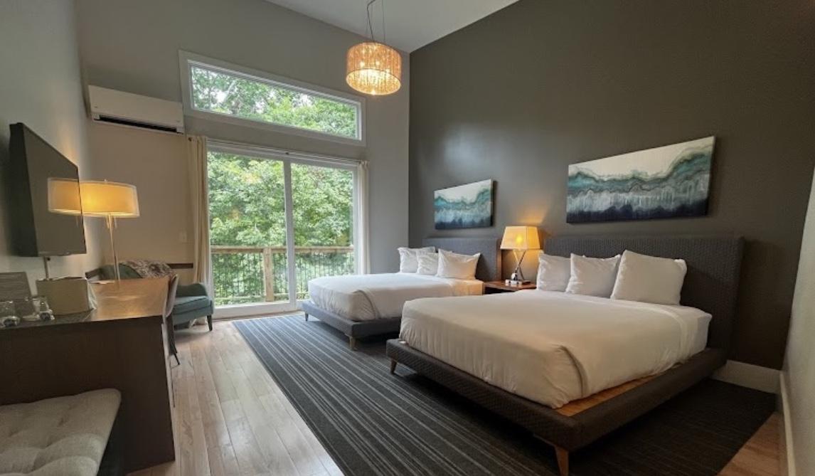 The Wedding Website of Victoria Espinosa and Scott Schweitzer