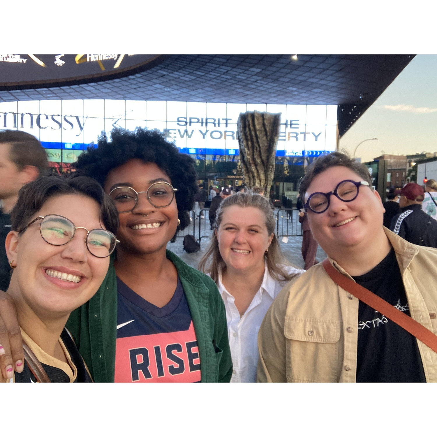 Mystics vs. Liberty Playoff Game | Barclays Center, Brooklyn with Mo and Sophie