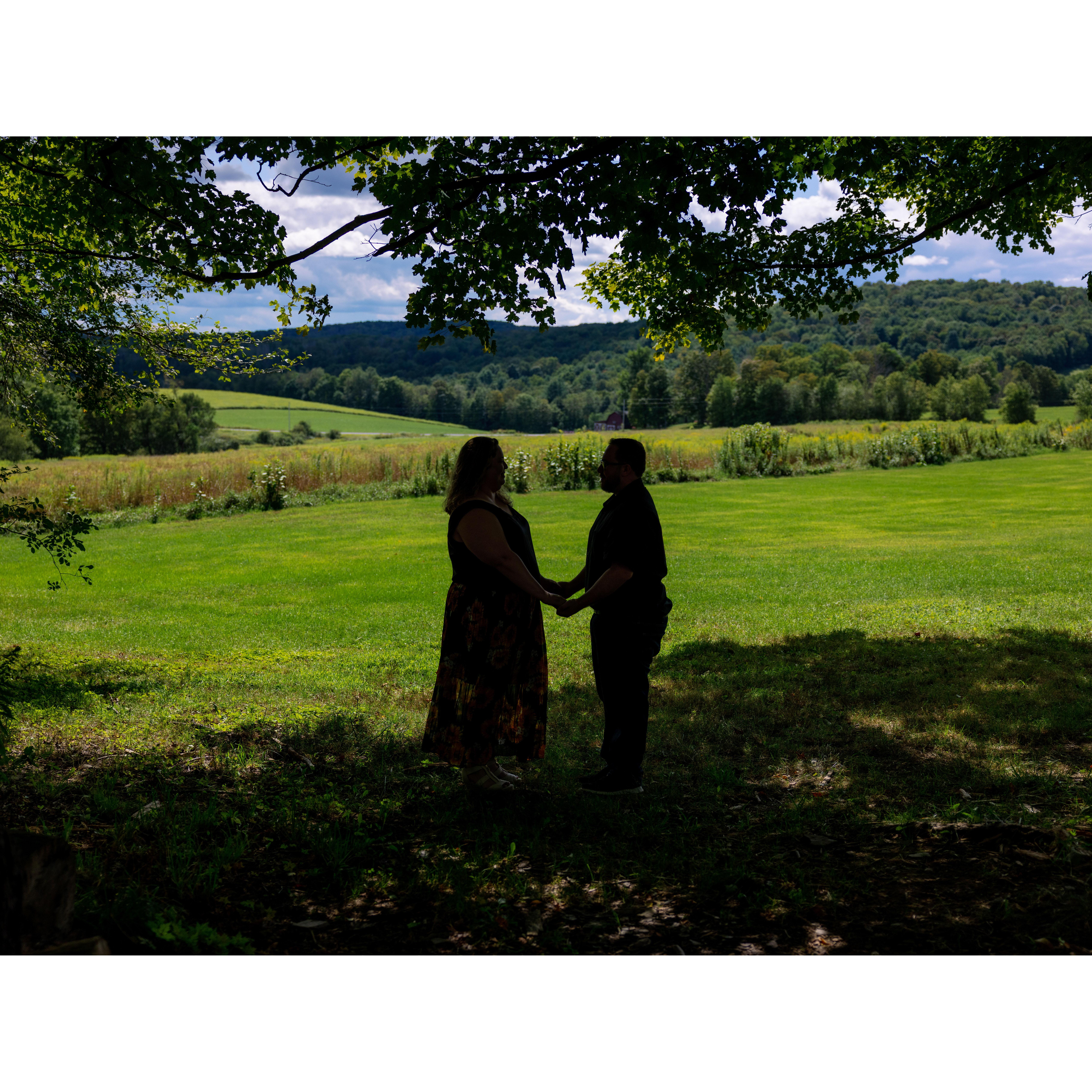 Engagement Session-Gilbertsville Farmhouse (on the mountain)