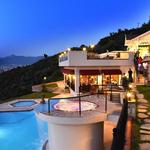 Sundial Restaurant, Bar & Pool