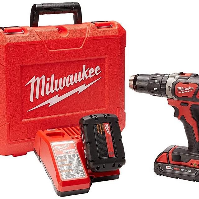 Milwaukee M18 Compact 1/2" Hammer Drill/Driver Kit (2607-22CT)