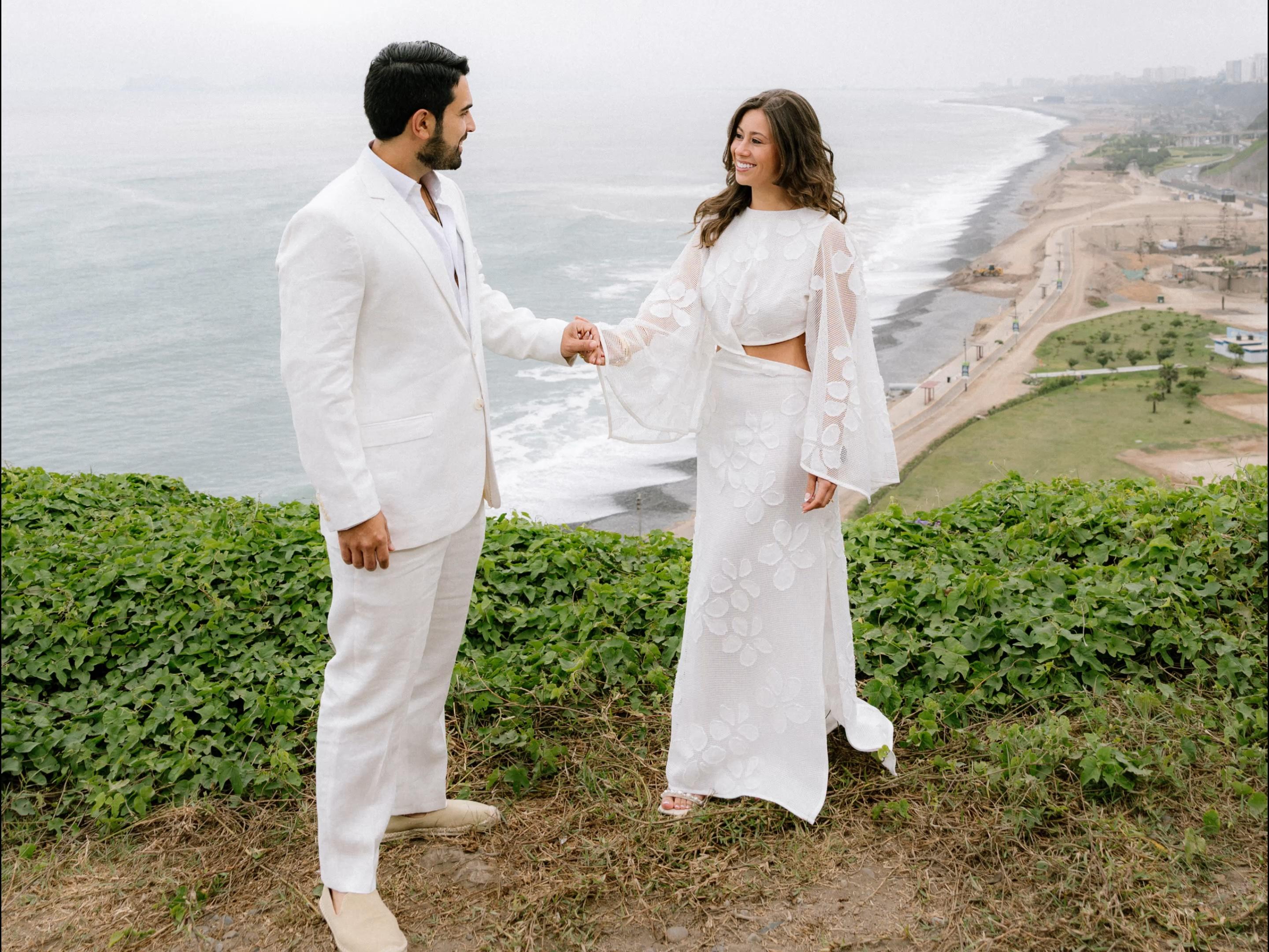 The Wedding Website of Daphne Otarola and Juan Camilo Romero