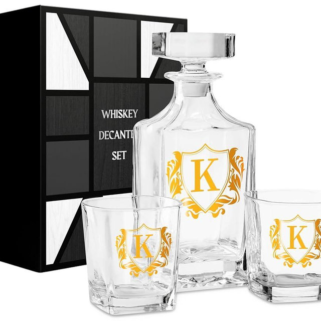 Personalized Whiskey Decanter Set, Customized Alcohol Gifts for whiskey Lovers, Unique Whiskey Gifts for Men, Dad, Uncle on Birthdays and Christmas